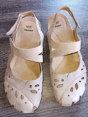 Earth Origins Bosk Benji Size 9W Women's Casual Sandals Pre-Owned